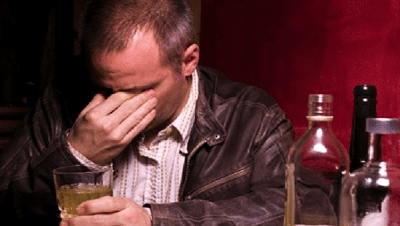 Обмежте алкоголь у вечірній час