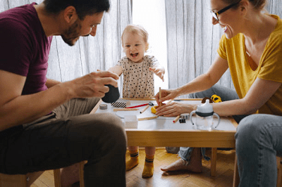 yakisnyj-chas-z-rodynoyu-dopomagaye-buduvaty-horoshi-stosunky