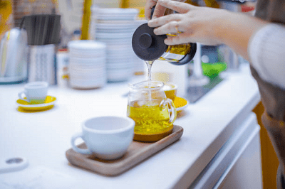 yak-pravylno-zavaryuvaty-romashkovyj-chaj.